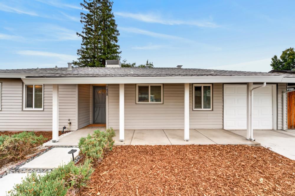 1428 Gladstone Drive