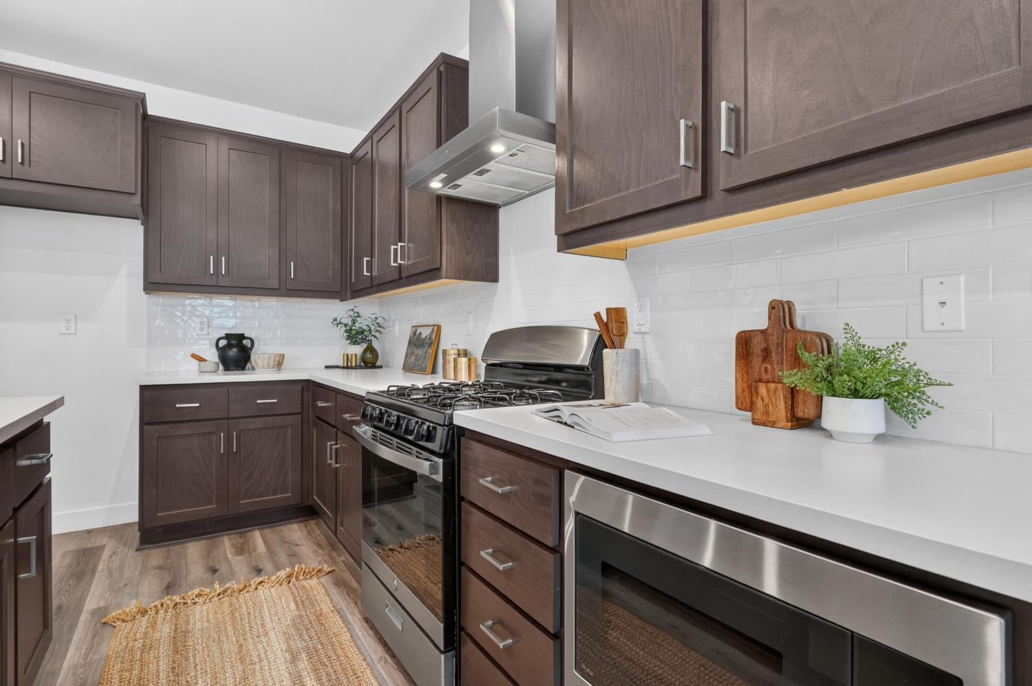 3608 Silver Pine Lane