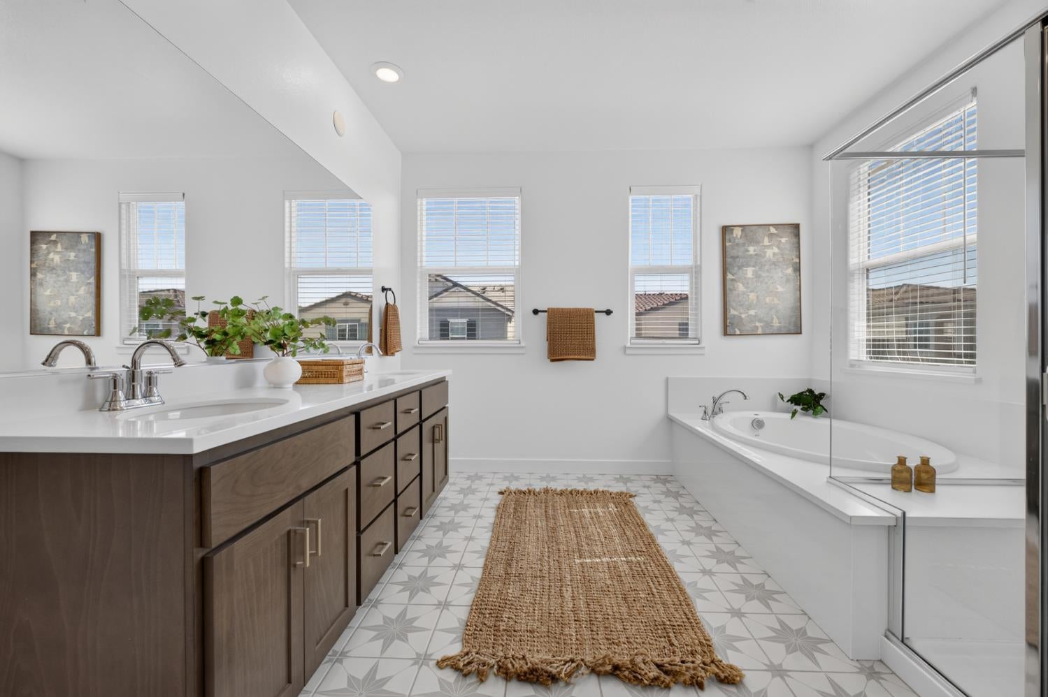 3608 Silver Pine Lane