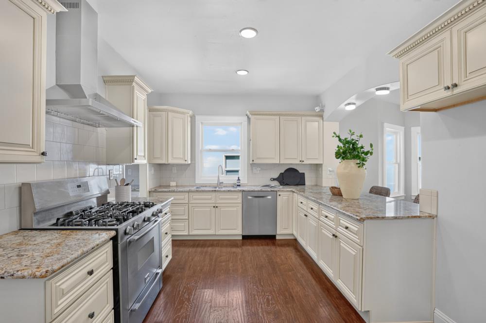 1040 34th Street