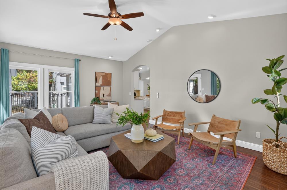 1040 34th Street