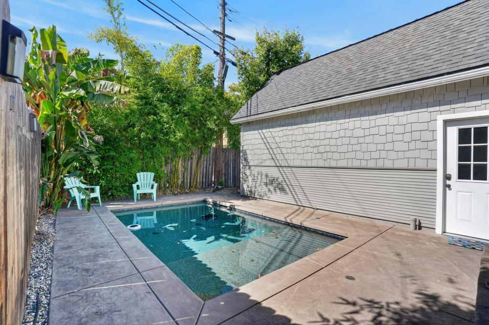 1040 34th Street