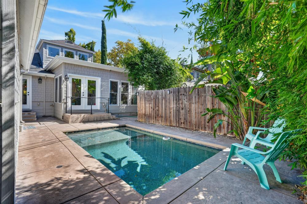 1040 34th Street