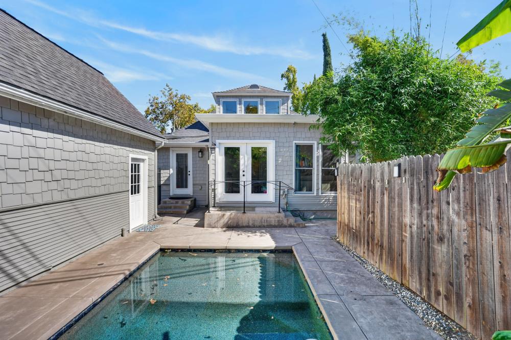 1040 34th Street