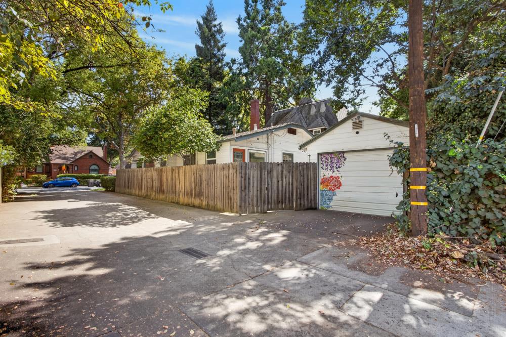 432 33rd Street