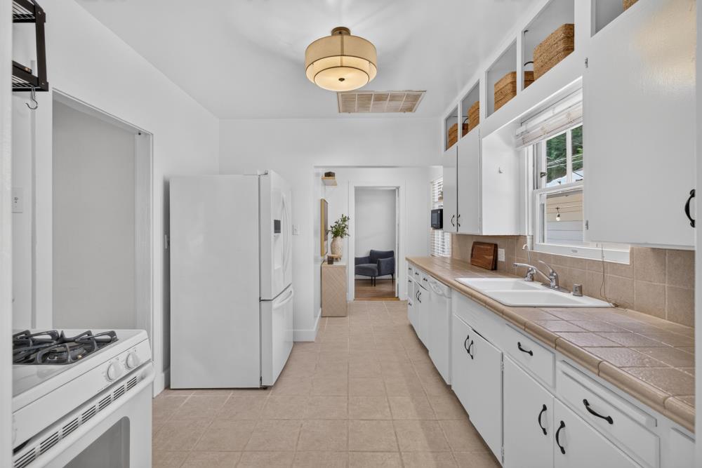 432 33rd Street