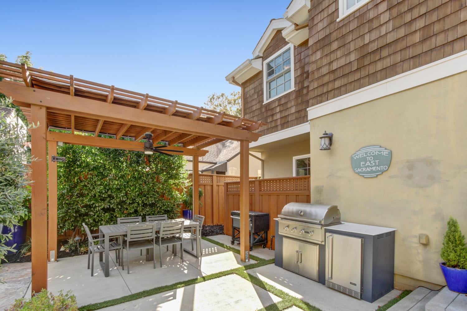 535 37th Street