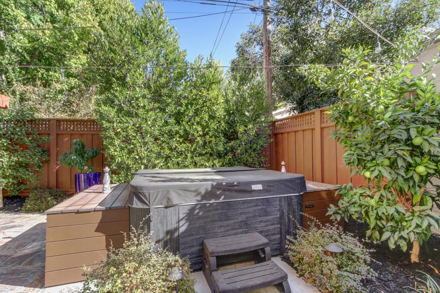 535 37th Street