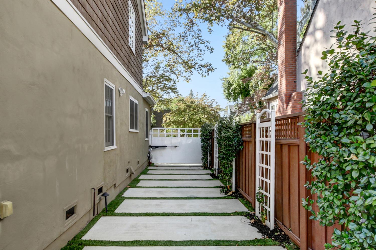 535 37th Street