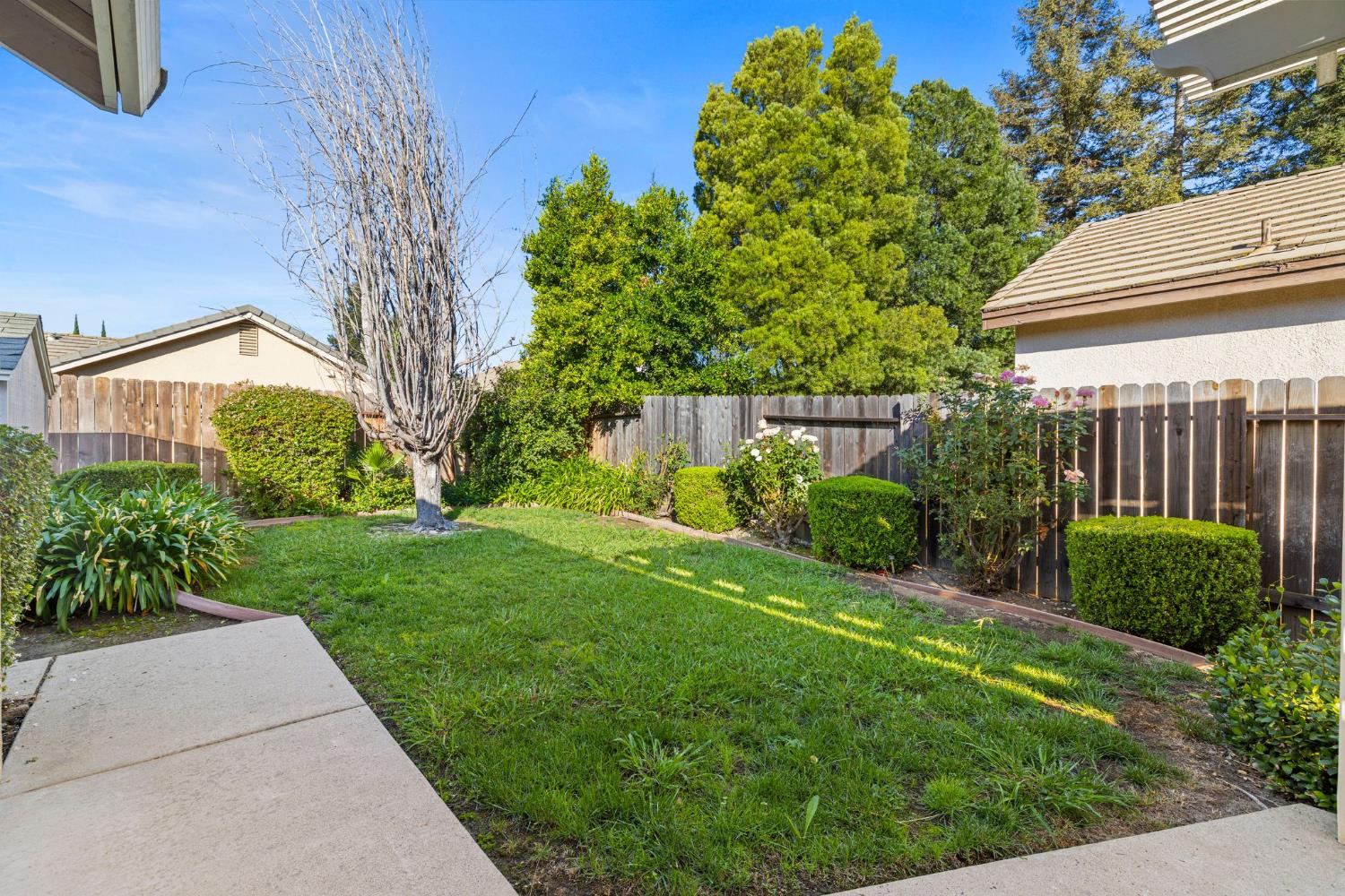421 Groth Circle