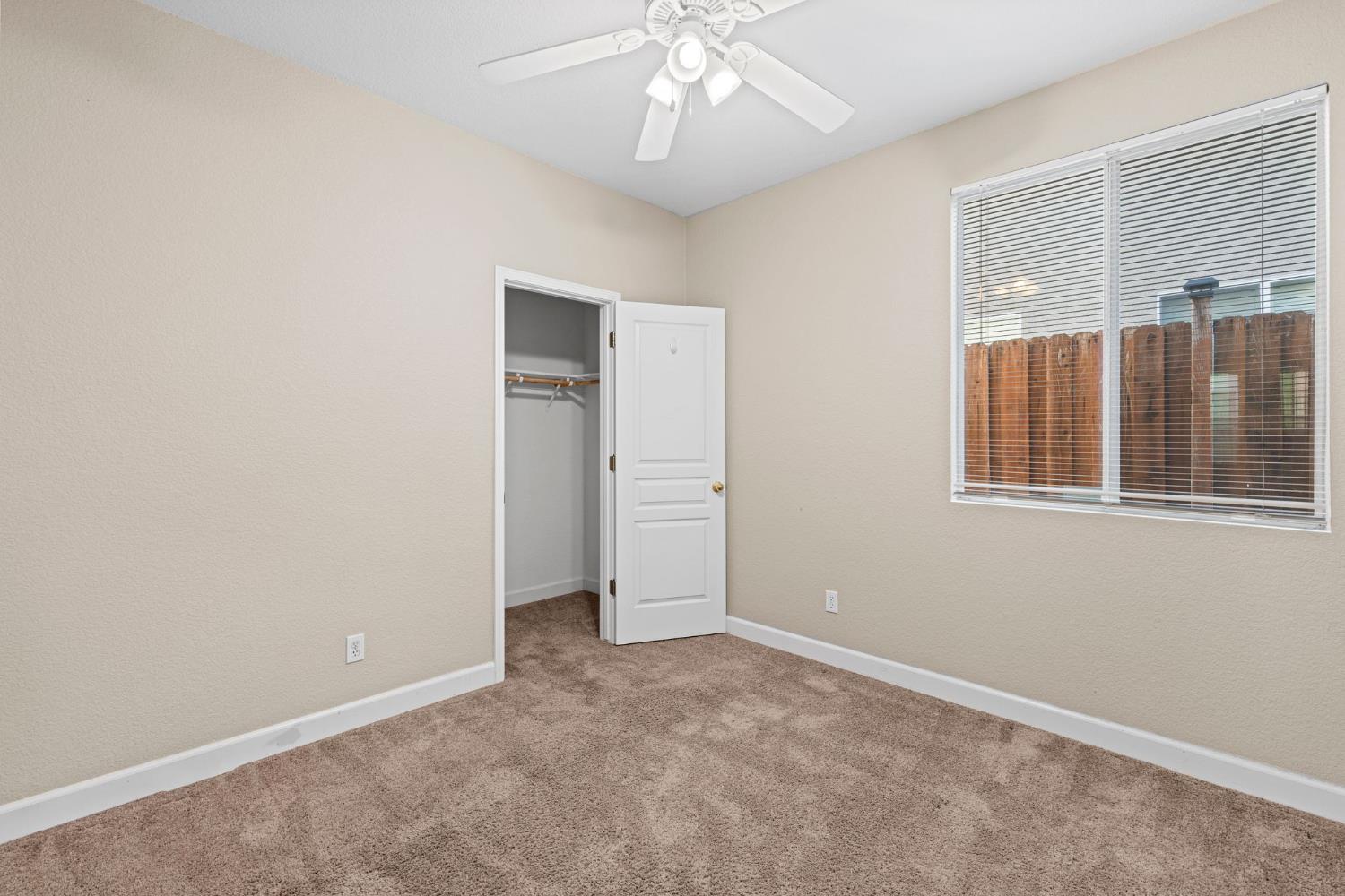421 Groth Circle
