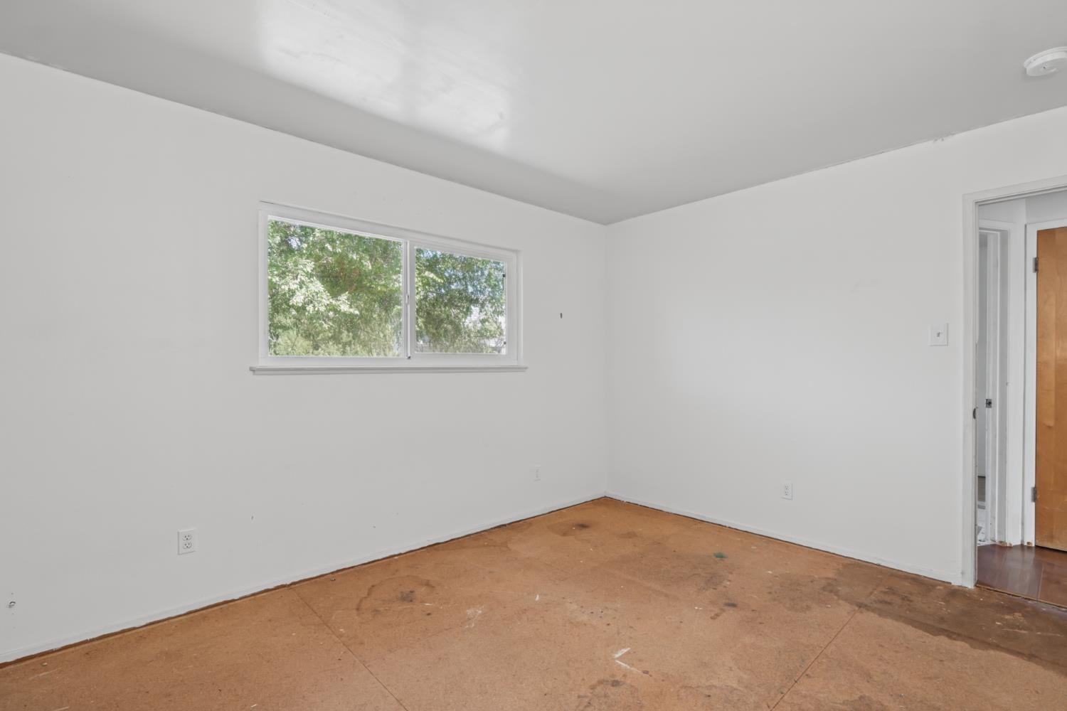 2221 Rainbow Avenue
