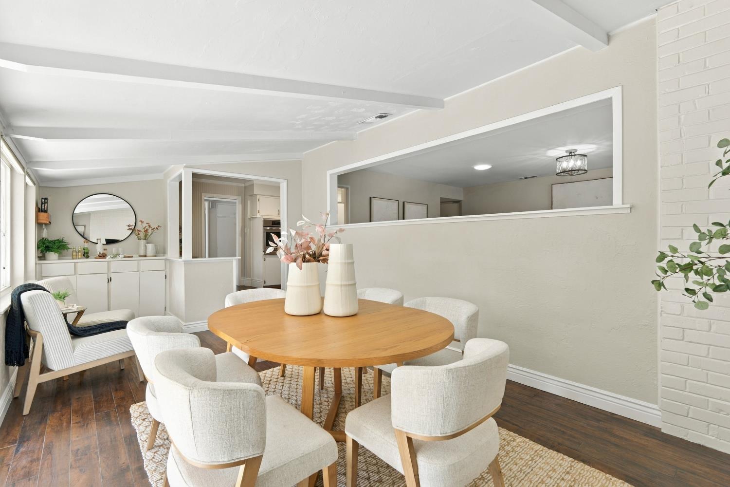 170 Baxter Avenue