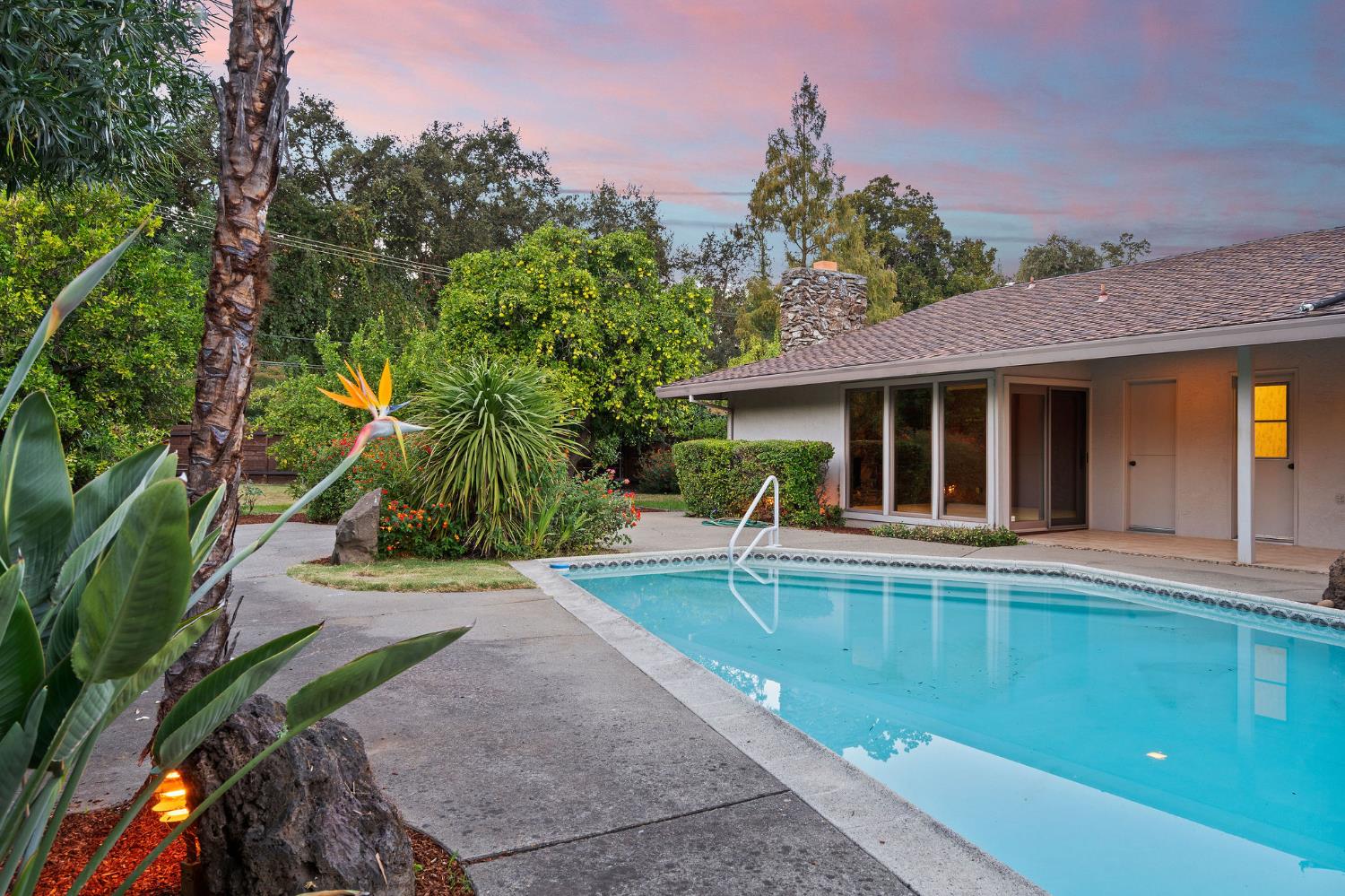 519 Grovesnor Court