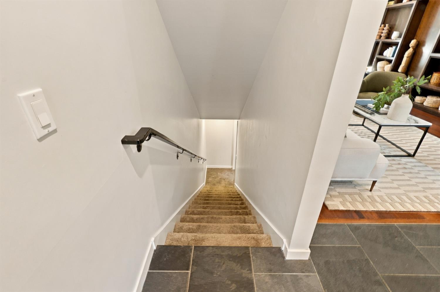 1323 East Sutter Walk