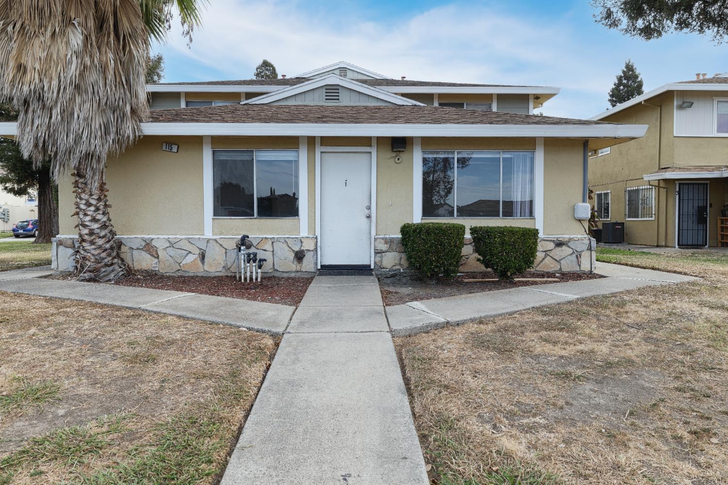 115 La Fresa Court 1