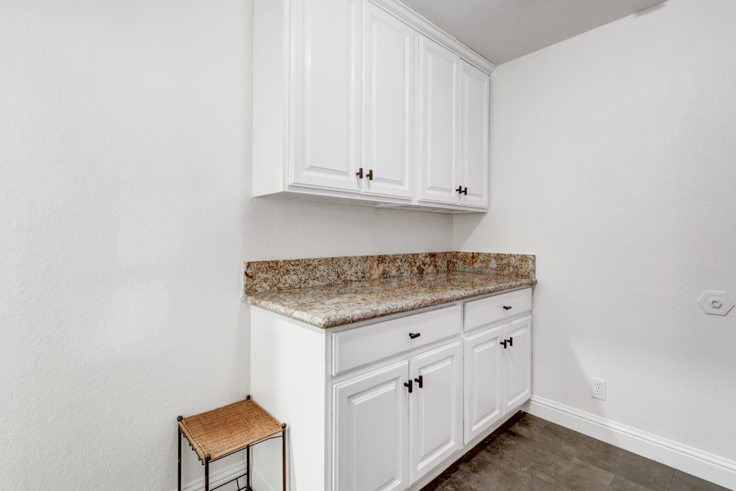 2436 Avalon Drive