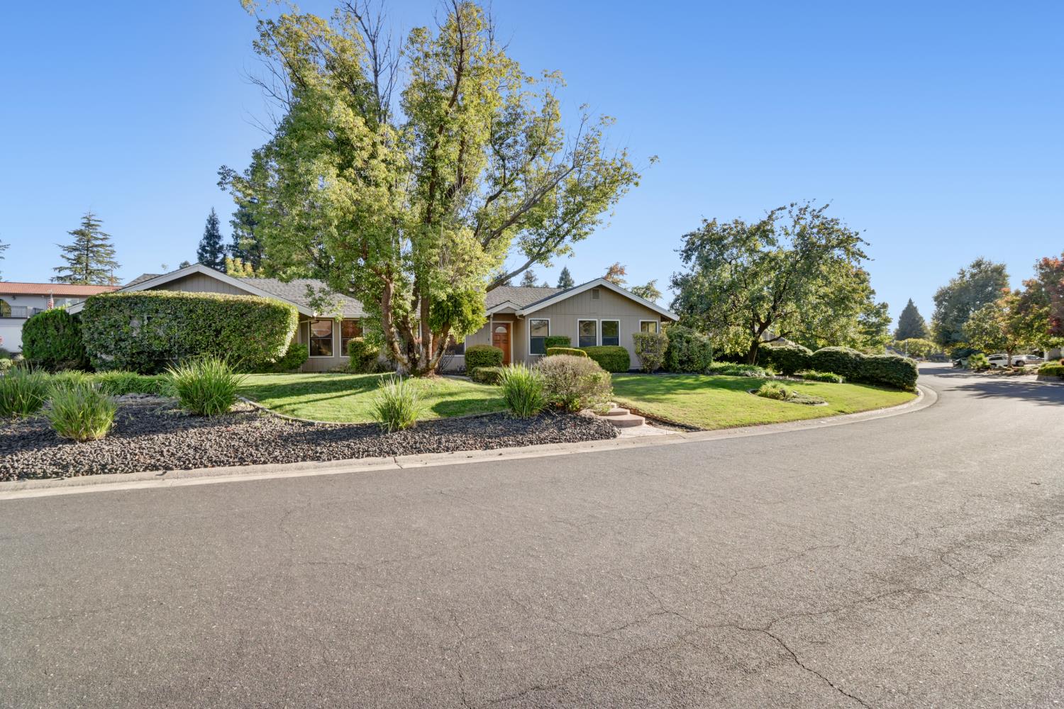 112 Spring Water Way