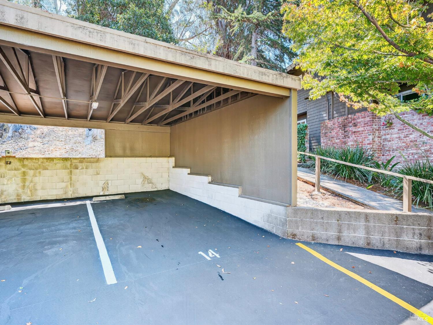 1411 Casa Buena Drive 14