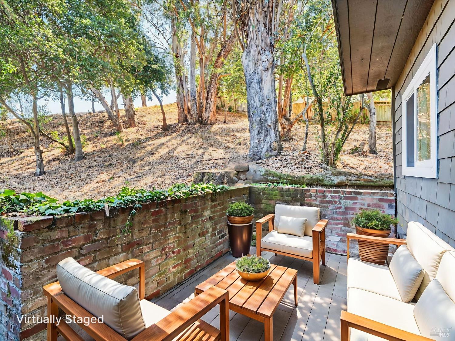 1411 Casa Buena Drive 14