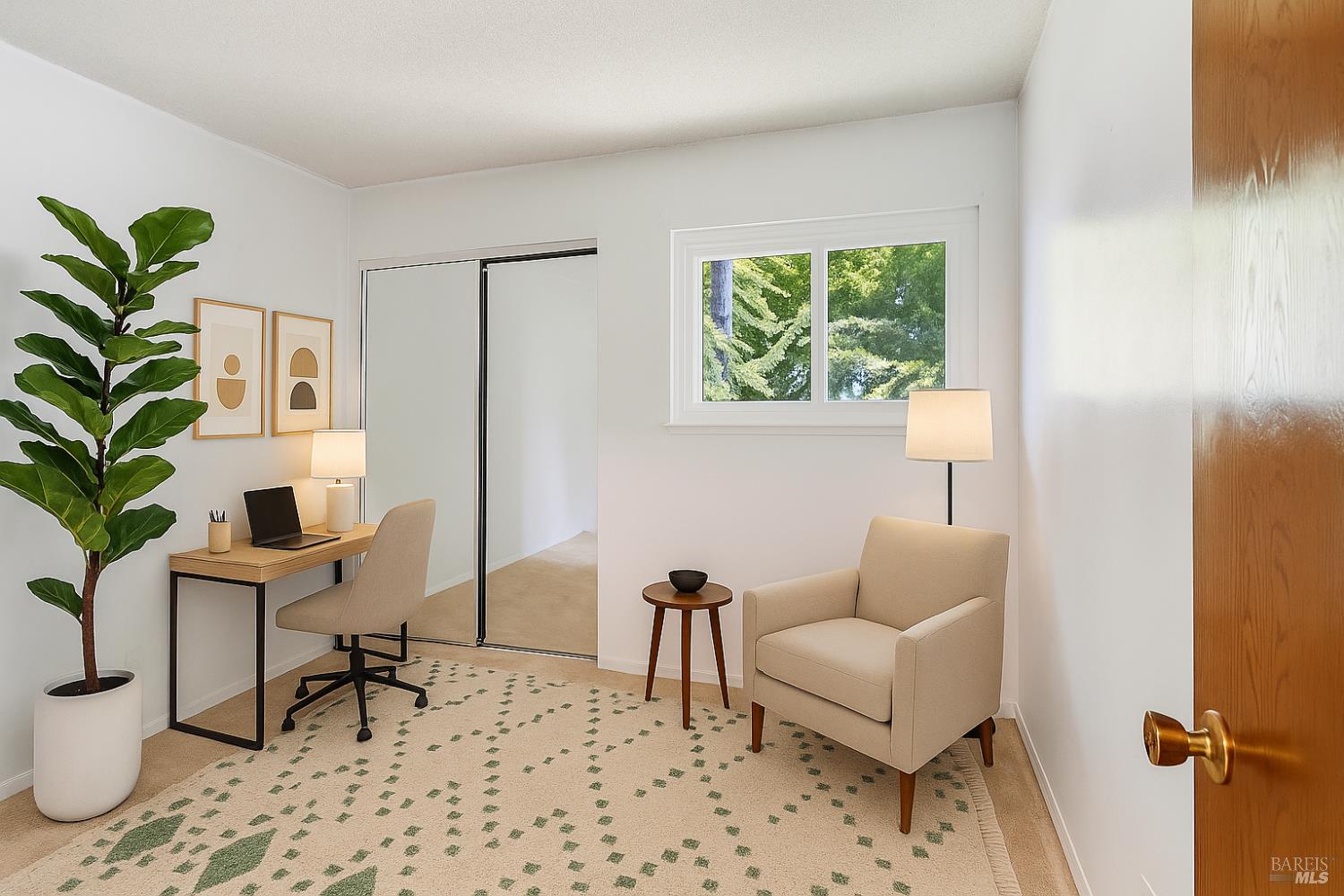 1411 Casa Buena Drive 14