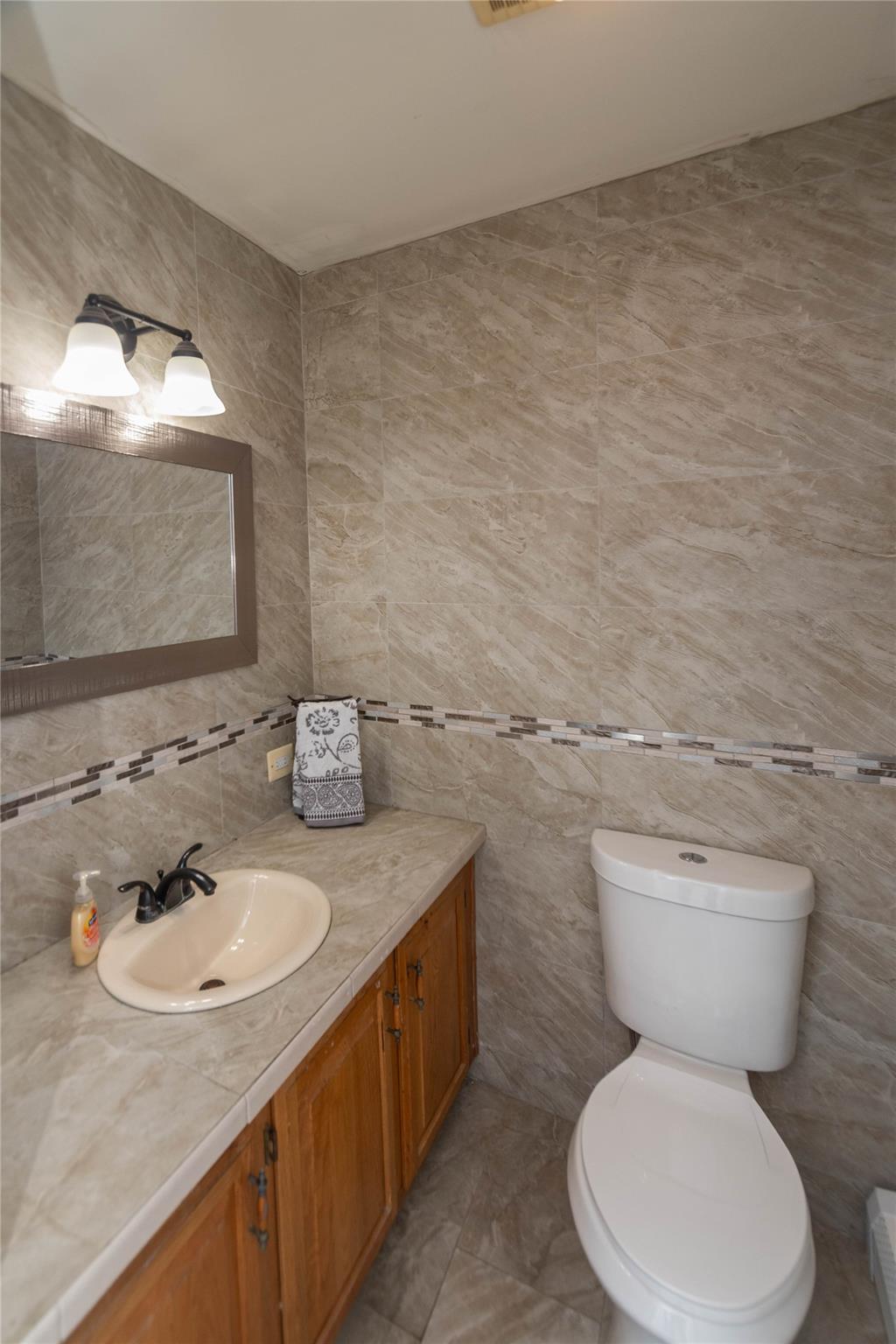 252 Southwoods Drive