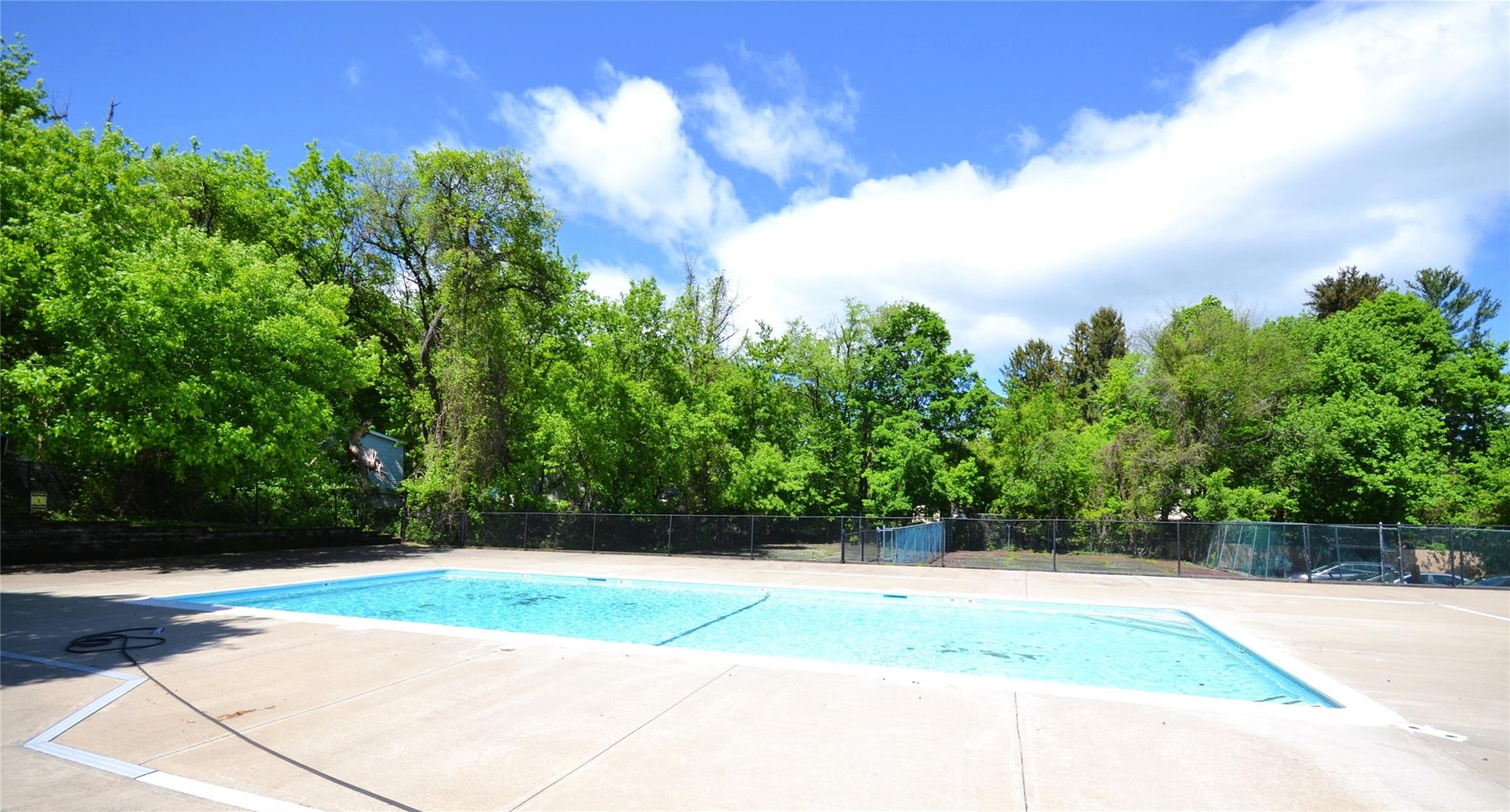 23 Lexington Hill Unit: 2