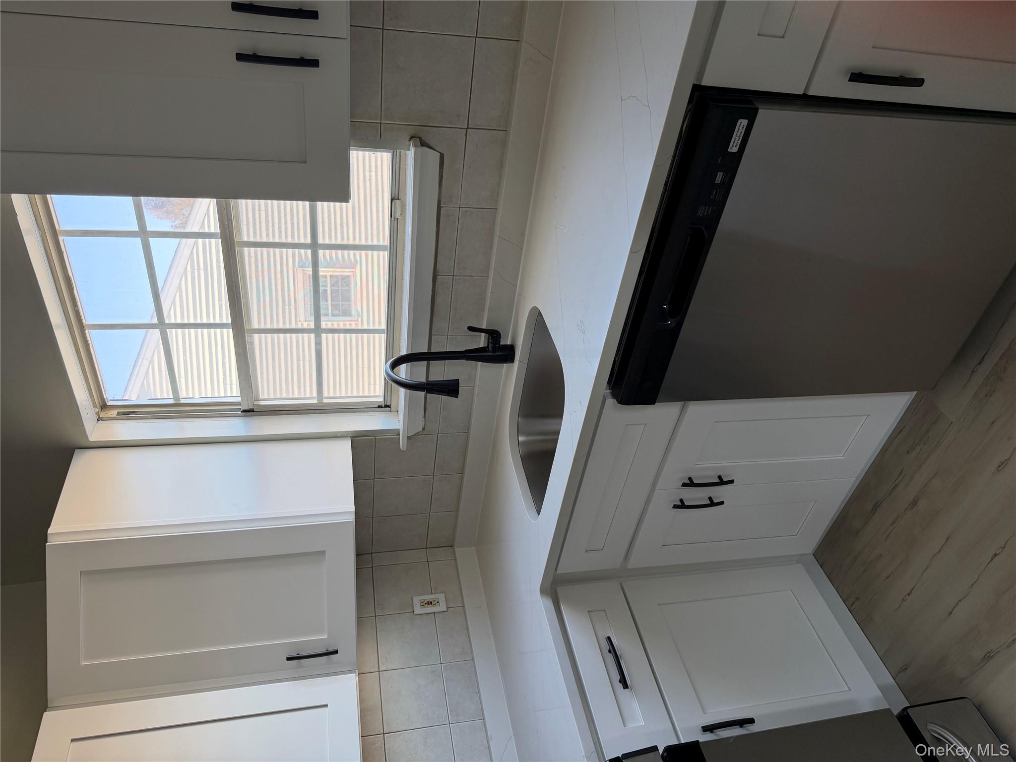 25 Lexington Hill Unit: 12