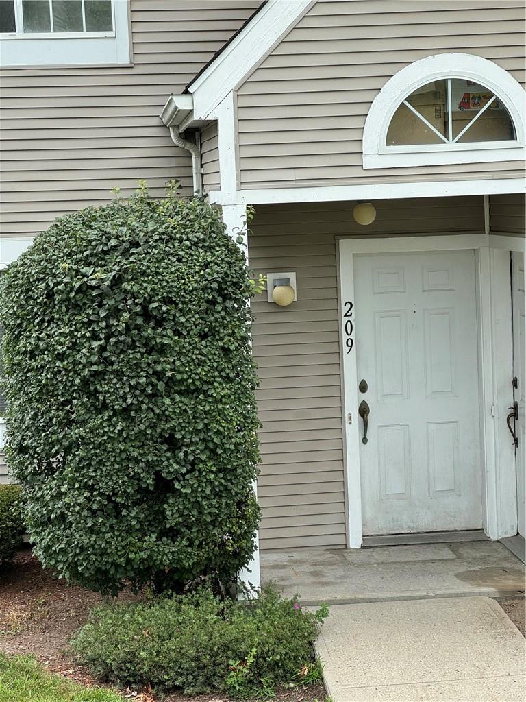 209 Green Meadow Way