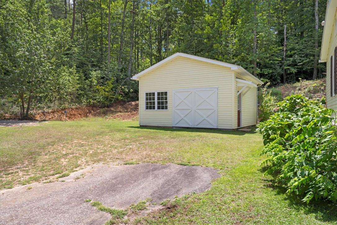 2707 Crowe Creek Road