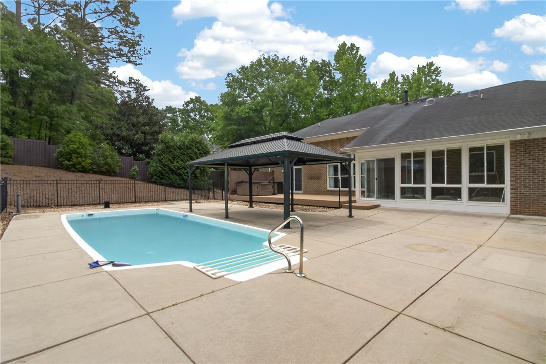 106 Newington Circle