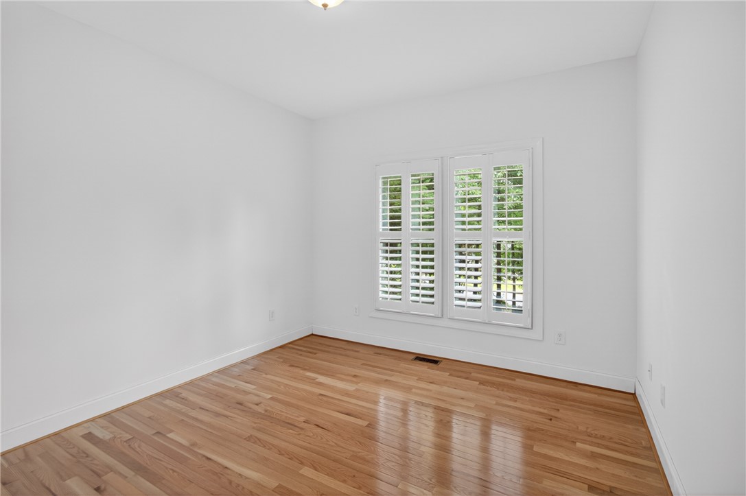 106 Newington Circle