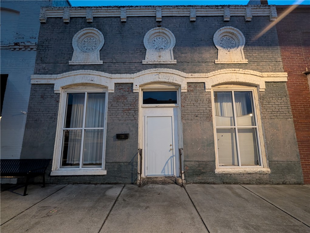 25 North Main Street