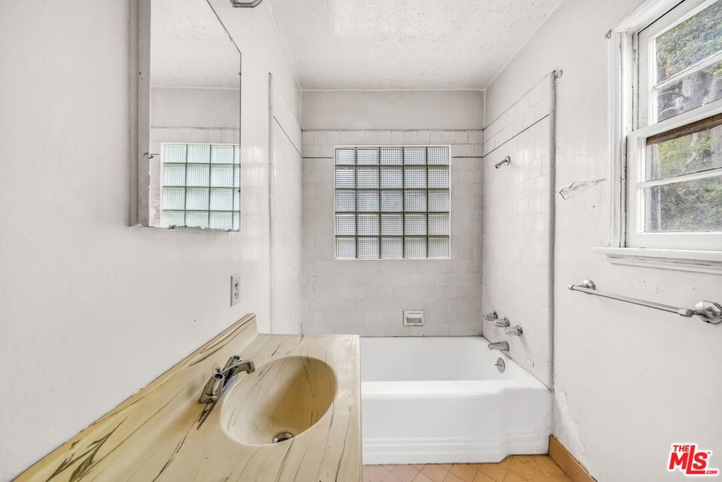 194 Monterey Road Unit: A