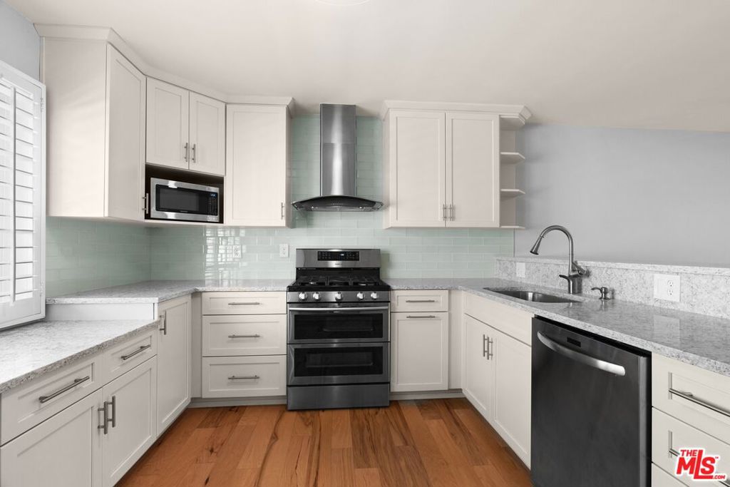 13029 Mindanao Way 5