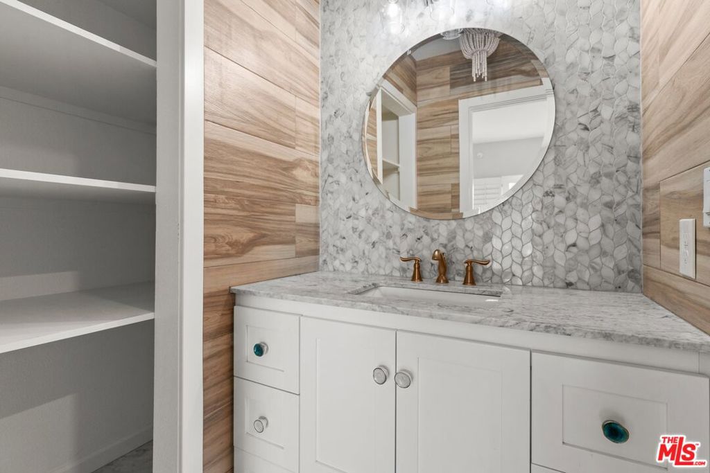 13029 Mindanao Way 5