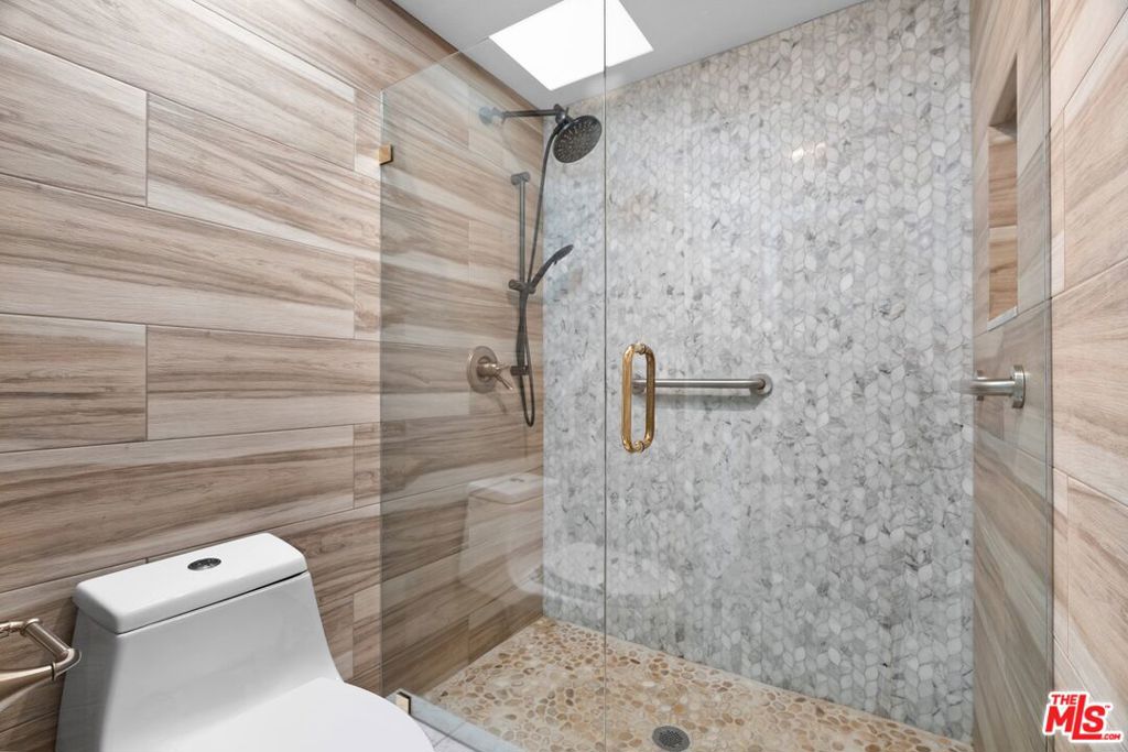 13029 Mindanao Way 5