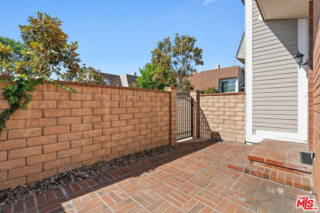 13029 Mindanao Way 5