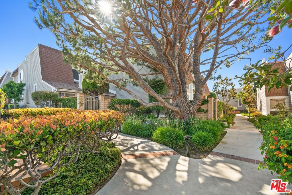 13029 Mindanao Way 5