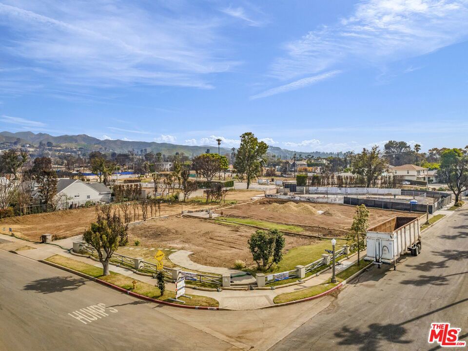 14827 Pampas Ricas Boulevard