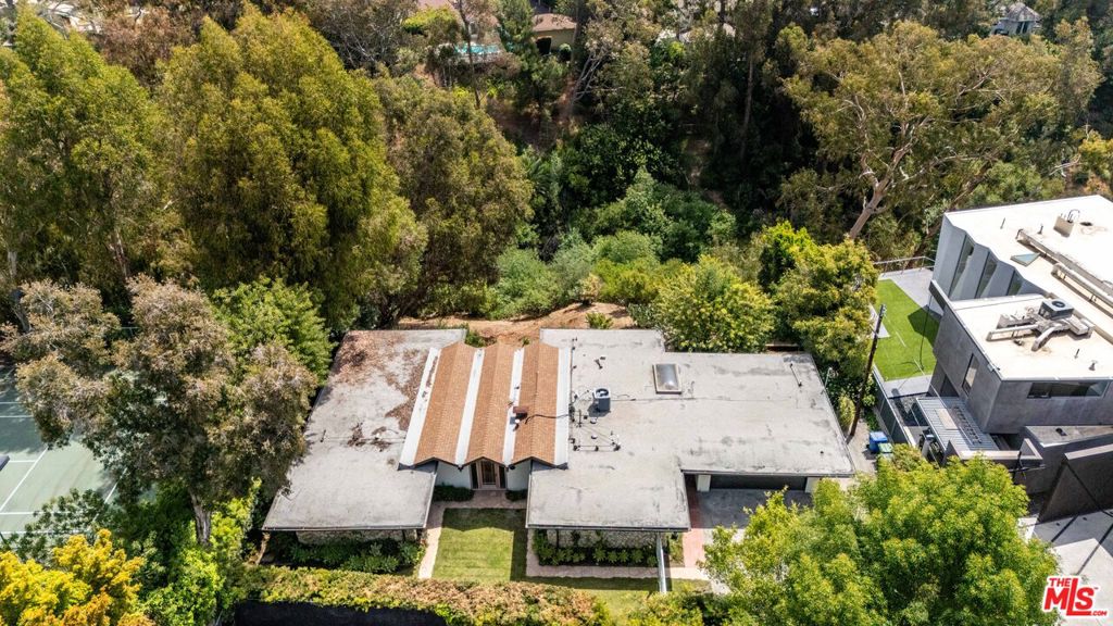 656 N Bonhill Road