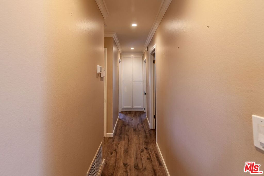 1400 Caddington Drive