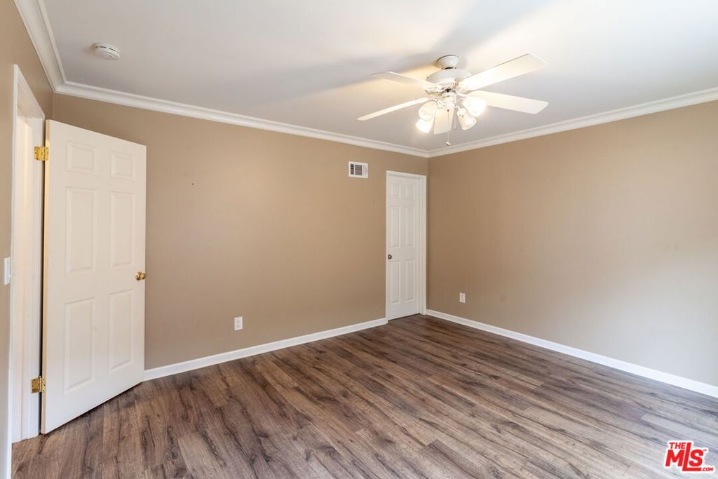 1400 Caddington Drive