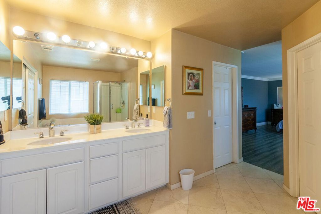 37666 Topaz Court