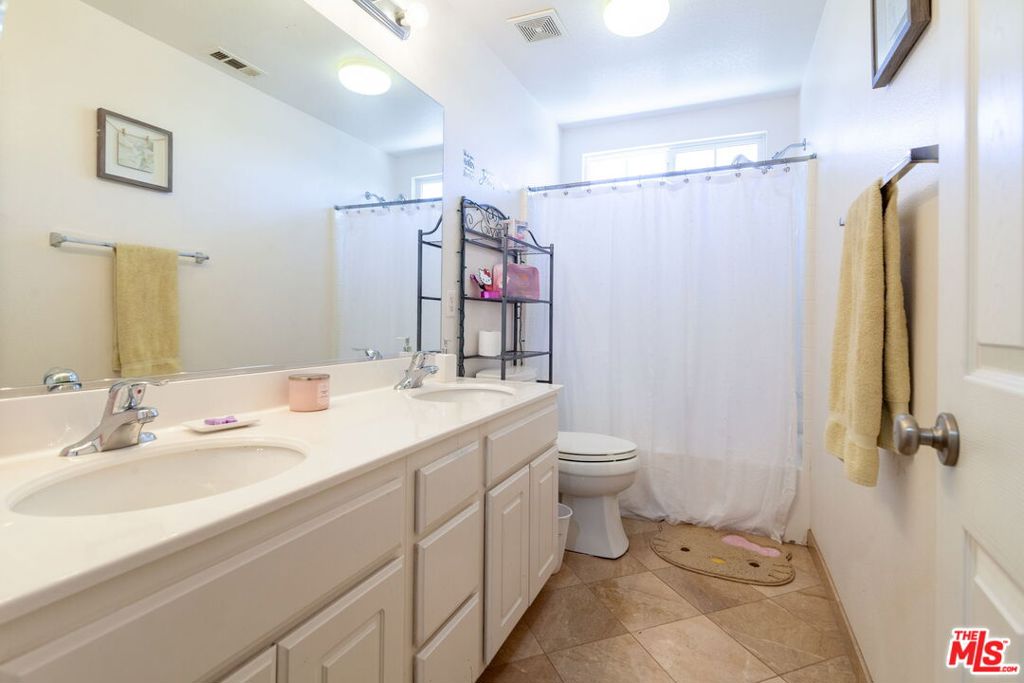 37666 Topaz Court
