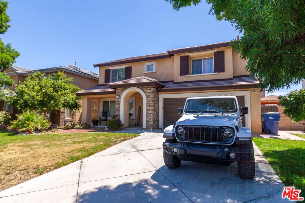 37666 Topaz Court