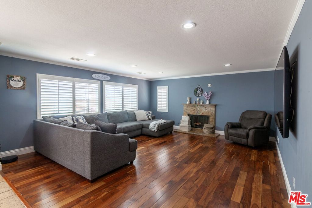 37666 Topaz Court