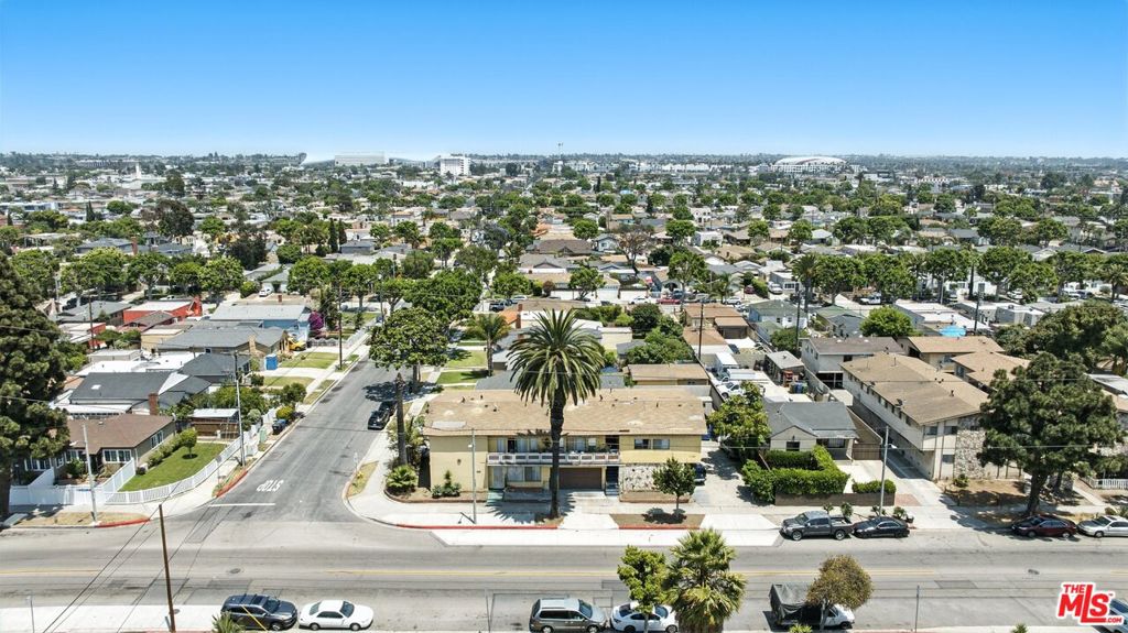 1100 S Inglewood Avenue