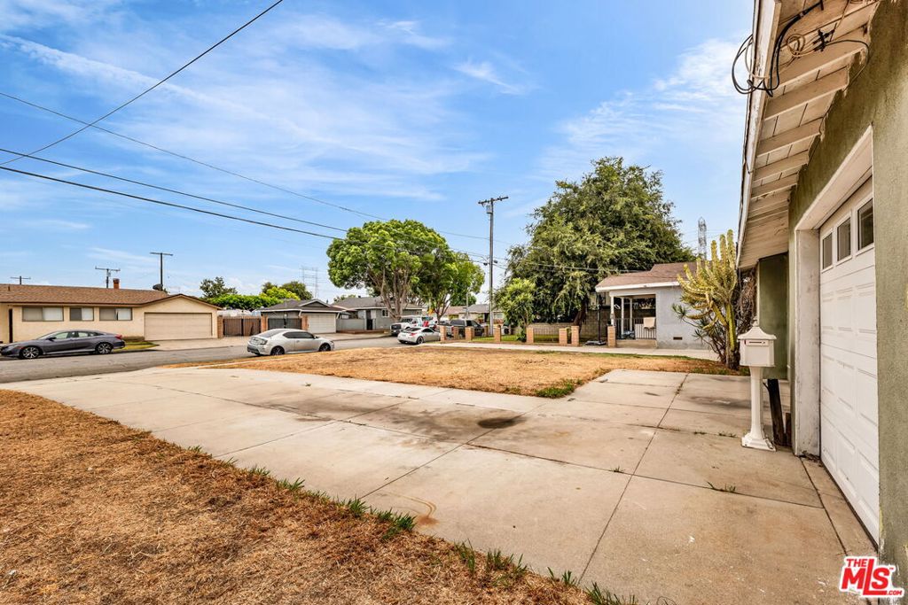 8753 Vans Street