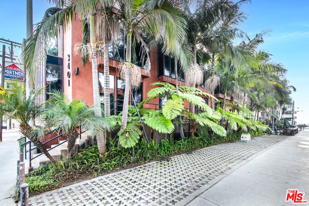 3401 Pacific Avenue 2A